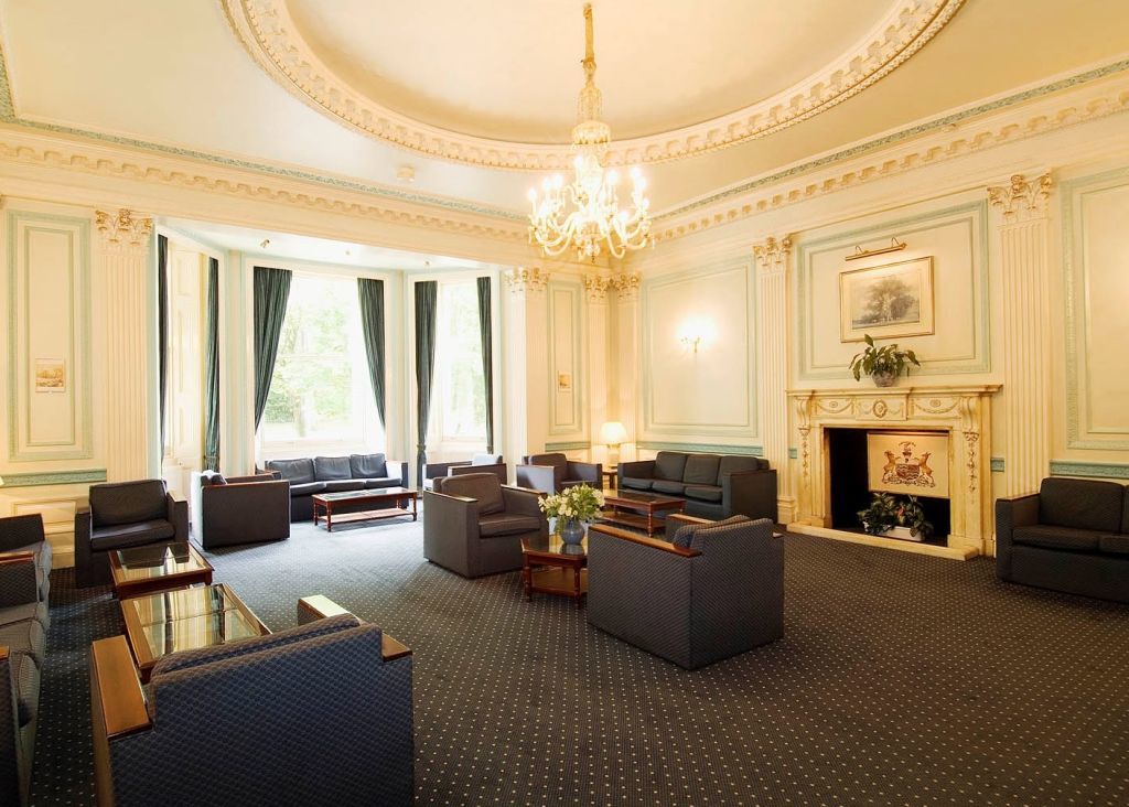 COLUMBIA HOTEL LONDON